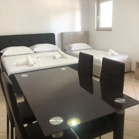 Hotel Viena Hotel Golem (Tirana)